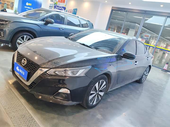 Фото 1 - Nissan Teana