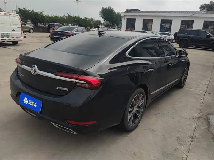 Фото 3 - Buick LaCrosse