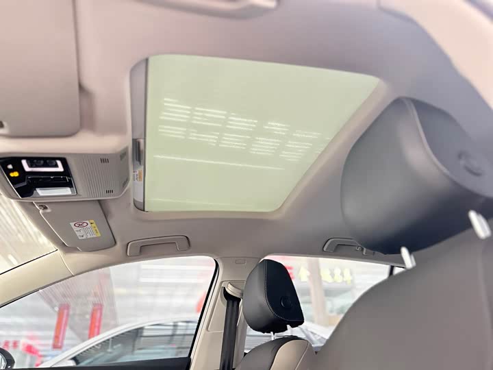 Фото 7 - Volkswagen Golf