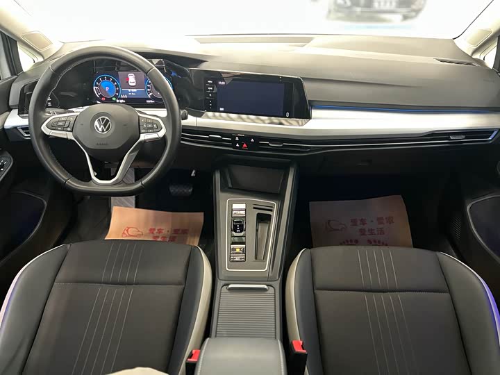 Фото 9 - Volkswagen Golf