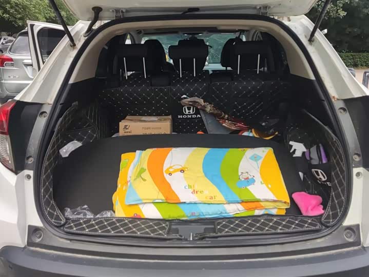 Фото 4 - Honda Vezel