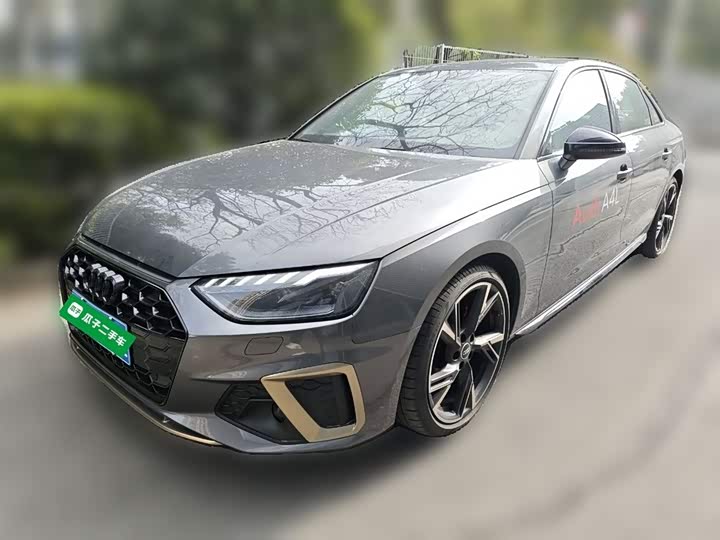 Фото 3 - Audi A4L