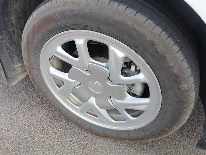 Фото 6 - Buick Velite 6