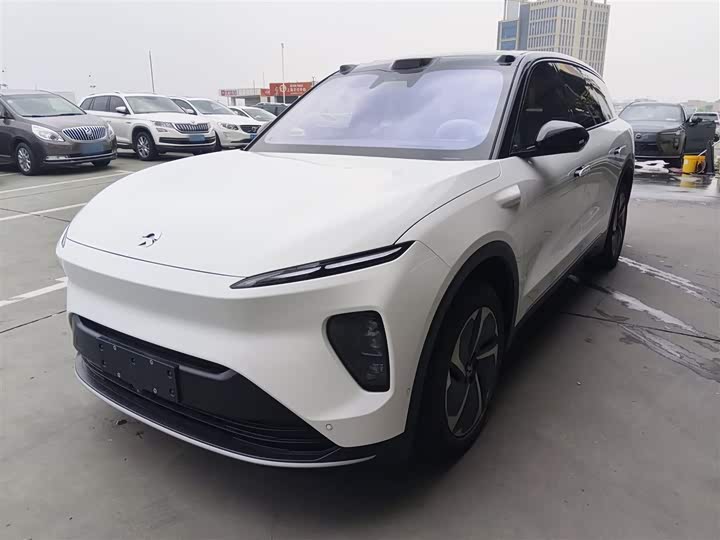 Фото 1 - Nio ES8