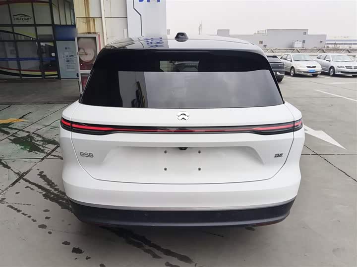 Фото 6 - Nio ES8