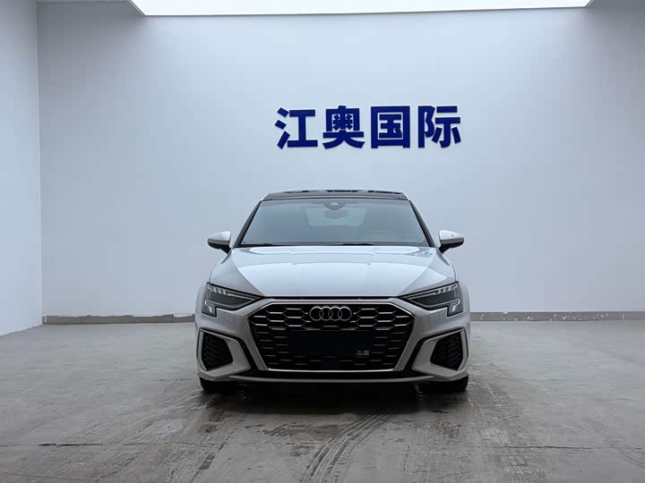 Фото 2 - Audi A3