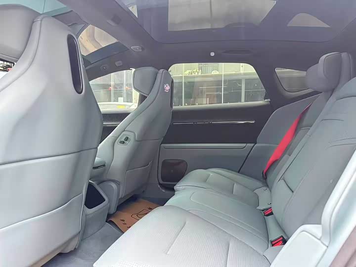 Фото 6 - Avatr 12