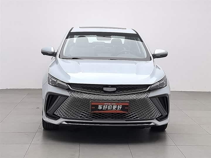 Фото 3 - Geely Emgrand L Hi·P Hybrid