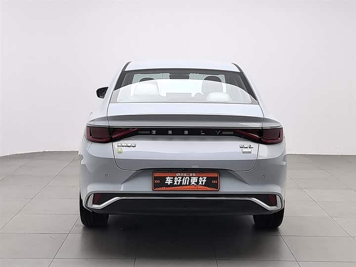 Фото 4 - Geely Emgrand L Hi·P Hybrid