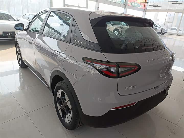Фото 5 - Geely Galaxy Geome