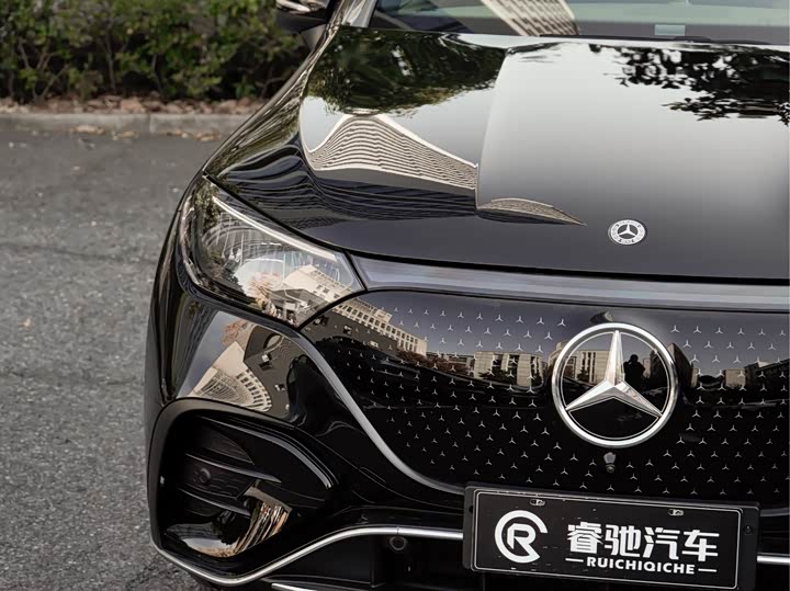 Фото 7 - Mercedes-Benz EQE SUV