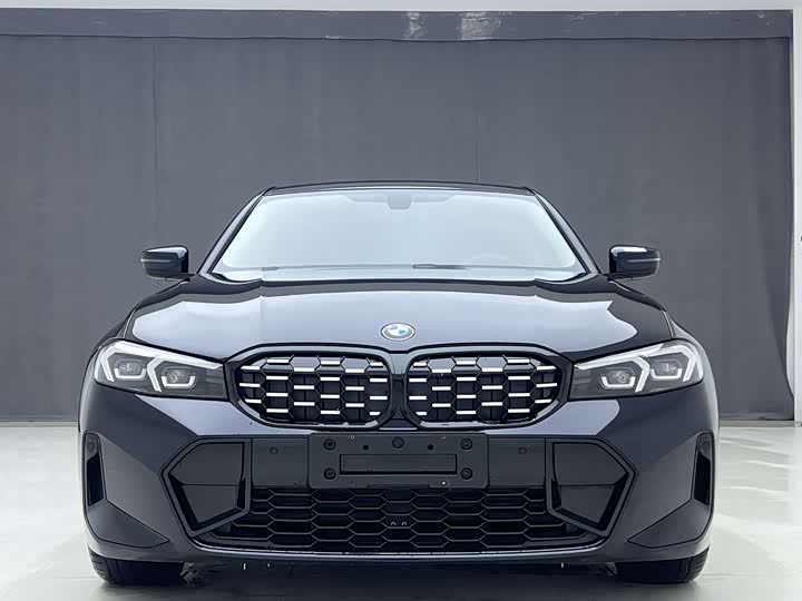 Фото 2 - BMW 3 Series