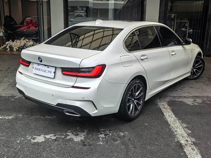 Фото 3 - BMW 3 Series