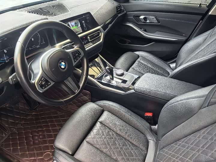 Фото 9 - BMW 3 Series