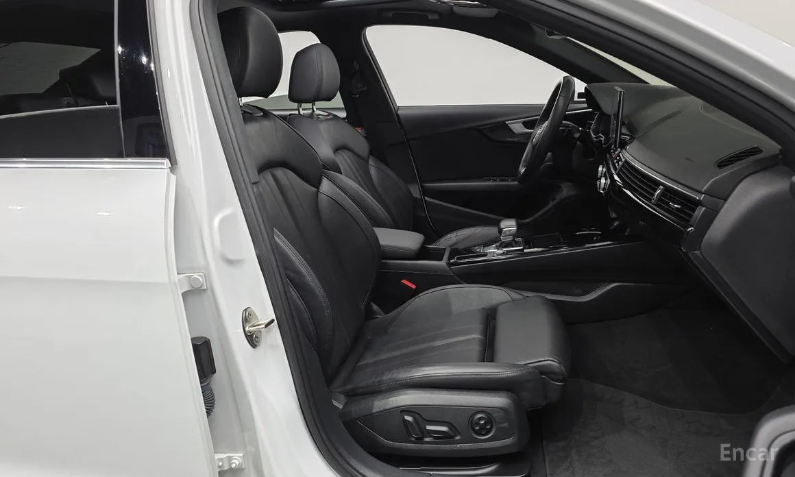 Фото 11 - Audi A4