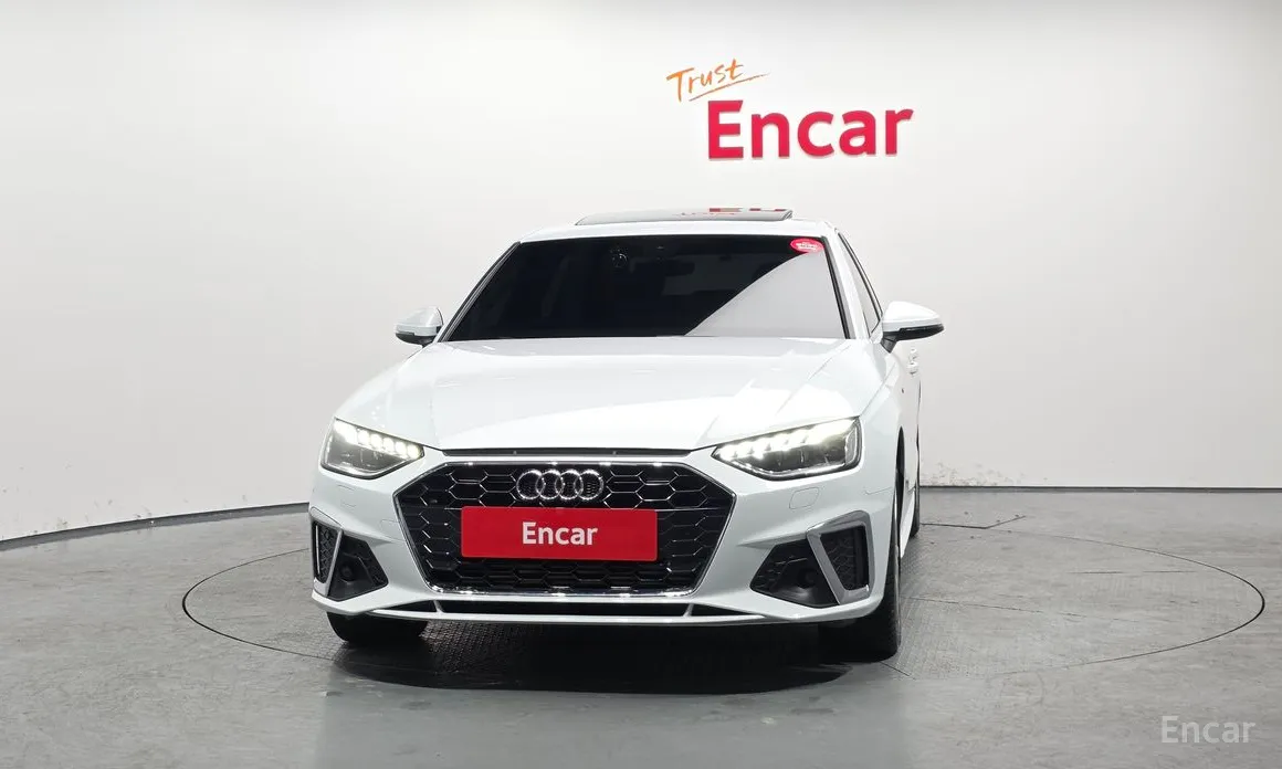 Фото 3 - Audi A4