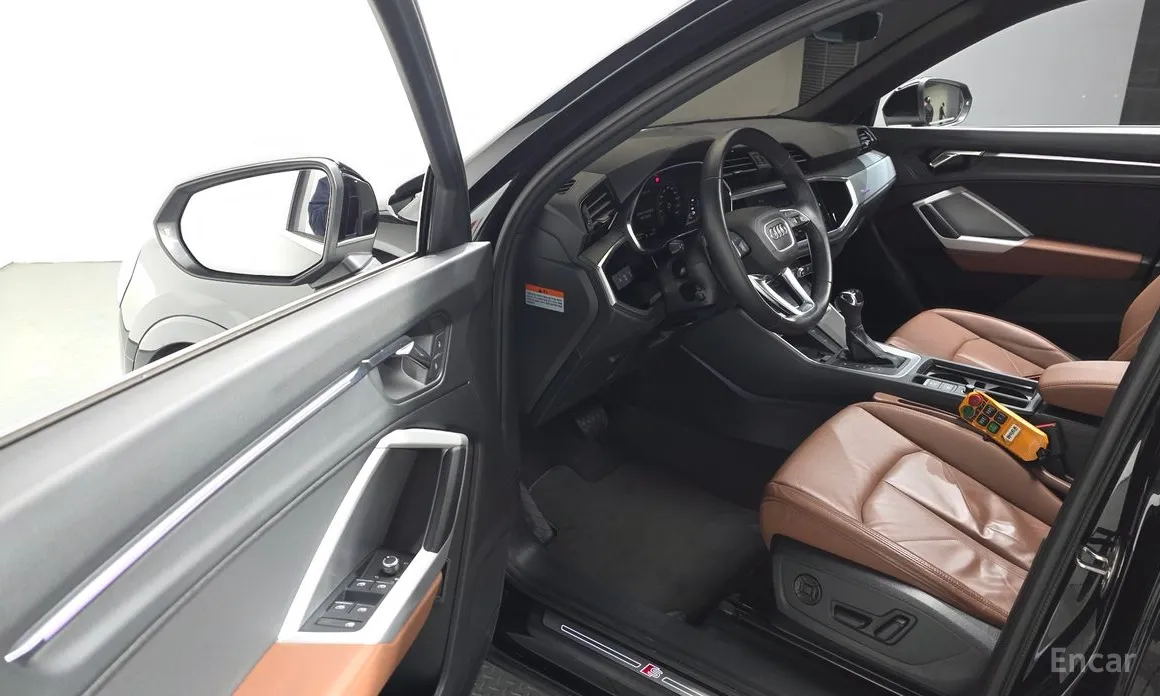 Фото 13 - Audi Q3