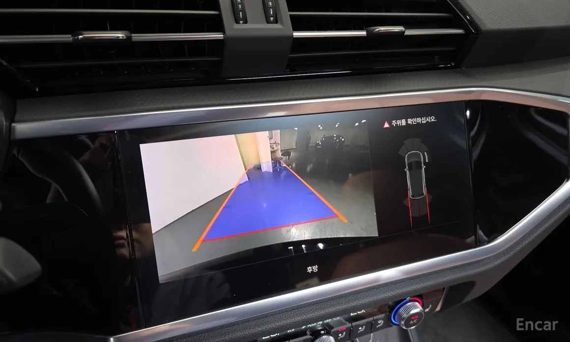 Фото 17 - Audi Q3