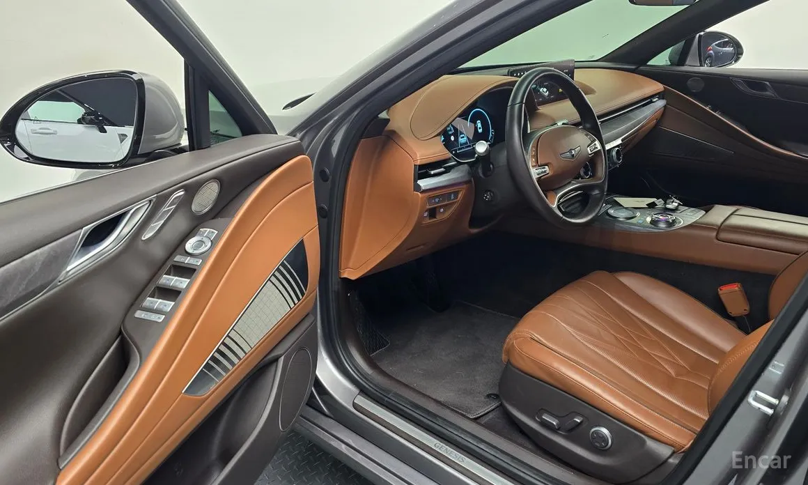 Фото 11 - Genesis G80