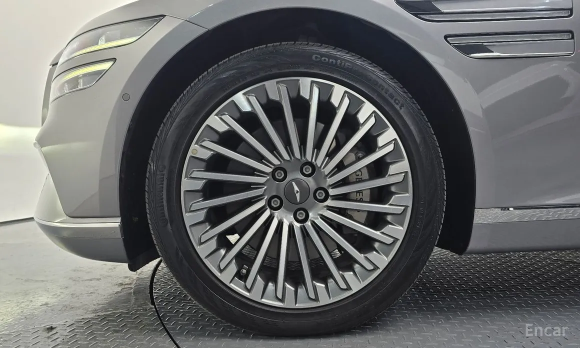 Фото 5 - Genesis G80