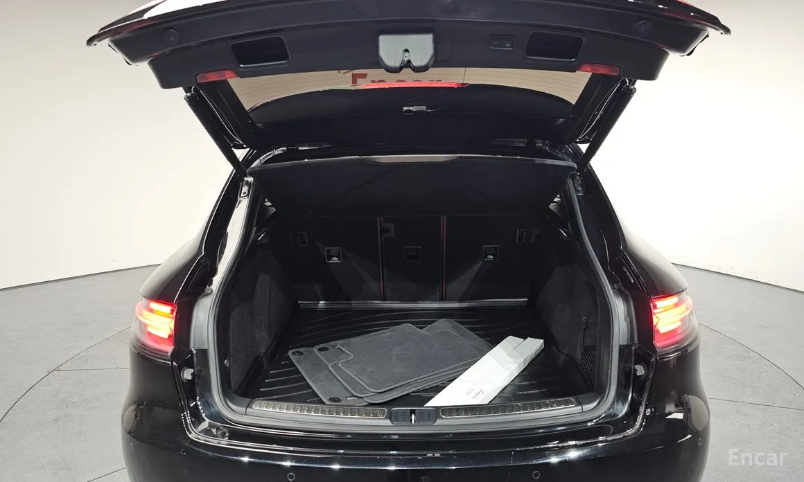 Фото 20 - Porsche Macan