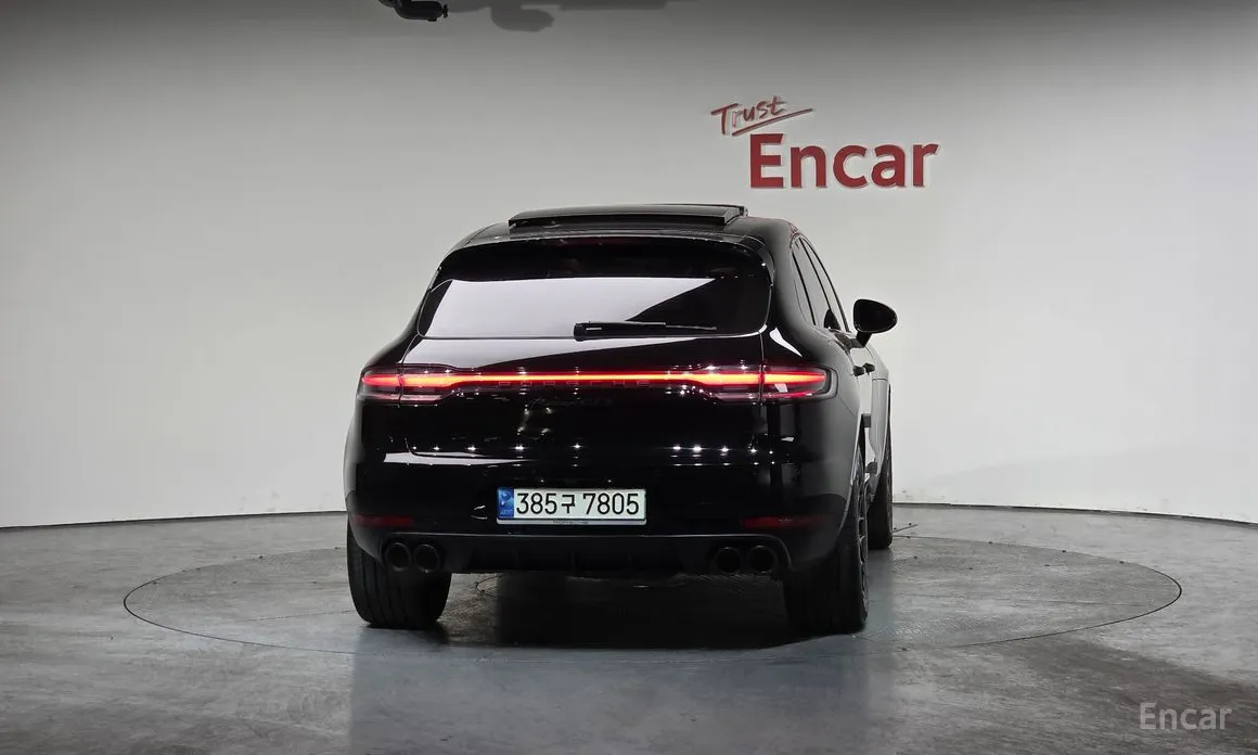 Фото 4 - Porsche Macan