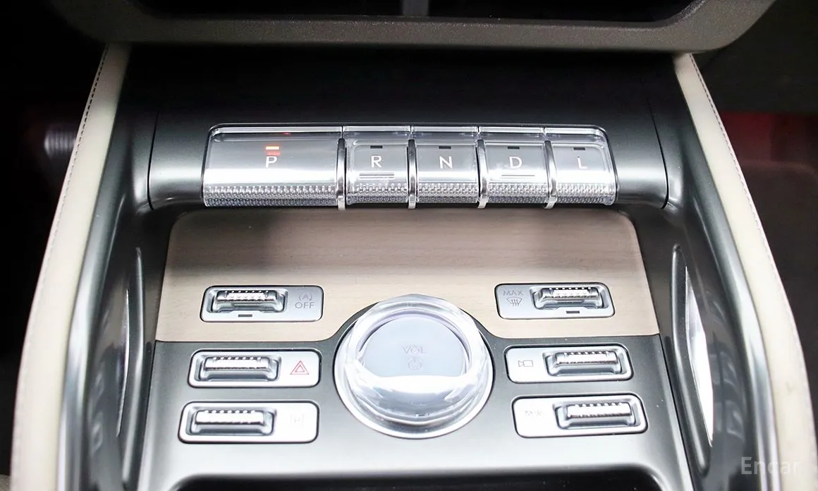 Фото 15 - Lincoln Nautilus