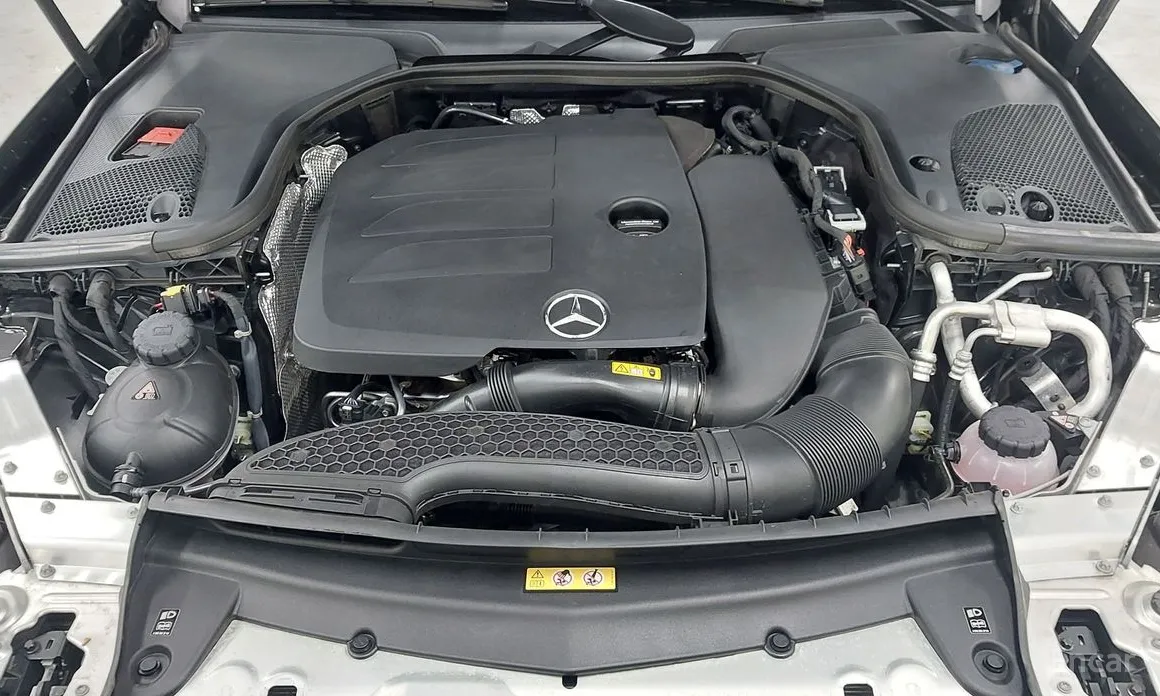 Фото 6 - Mercedes-Benz E-Class