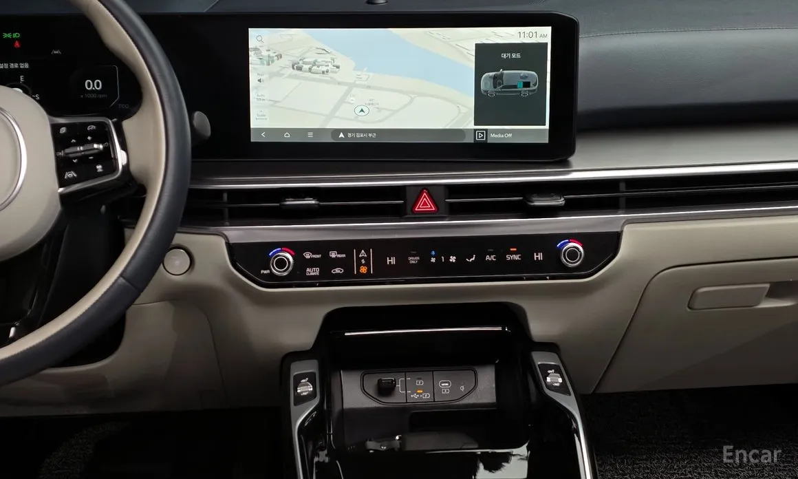 Фото 14 - Kia Sorento