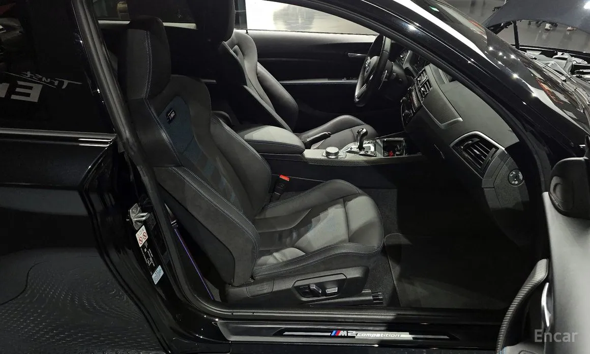 Фото 11 - BMW M2