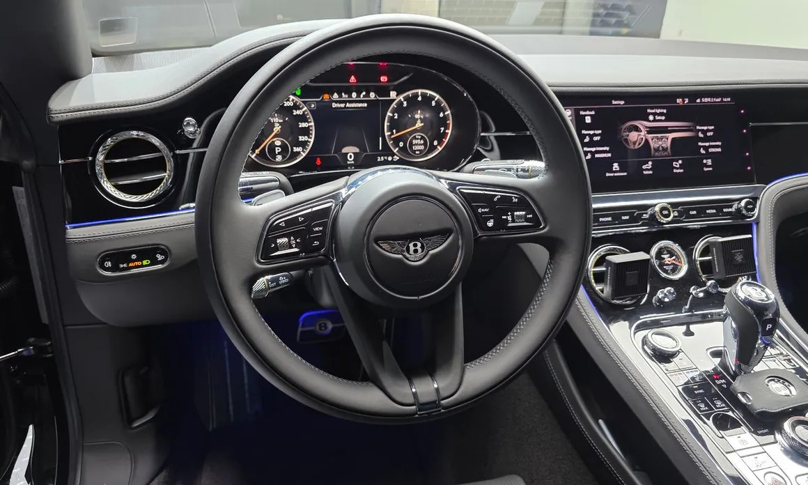 Фото 13 - Bentley Continental GT