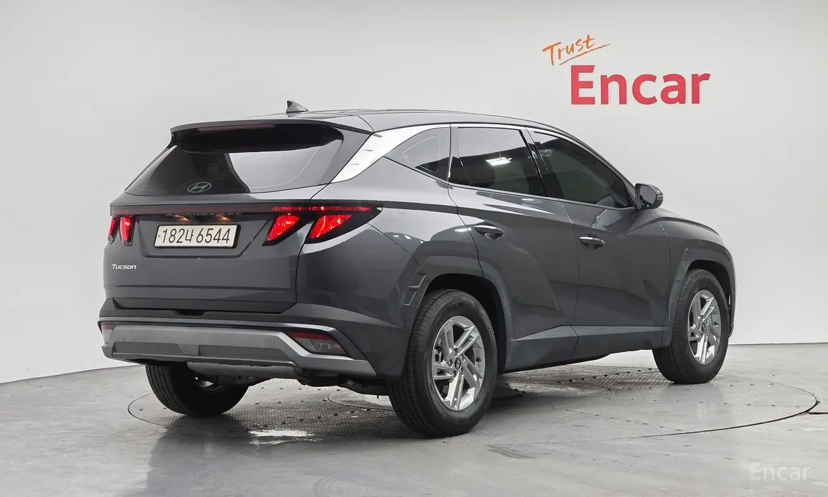 Фото 2 - Hyundai Tucson