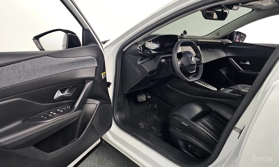 Фото 12 - Peugeot 408