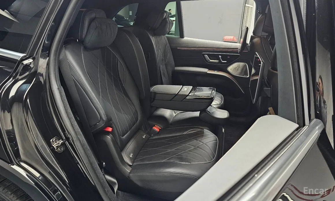 Фото 12 - Mercedes-Benz EQS