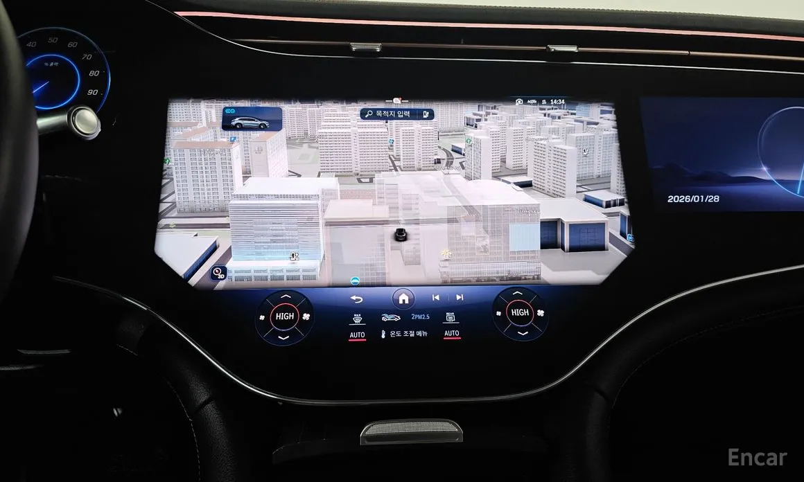 Фото 14 - Mercedes-Benz EQS