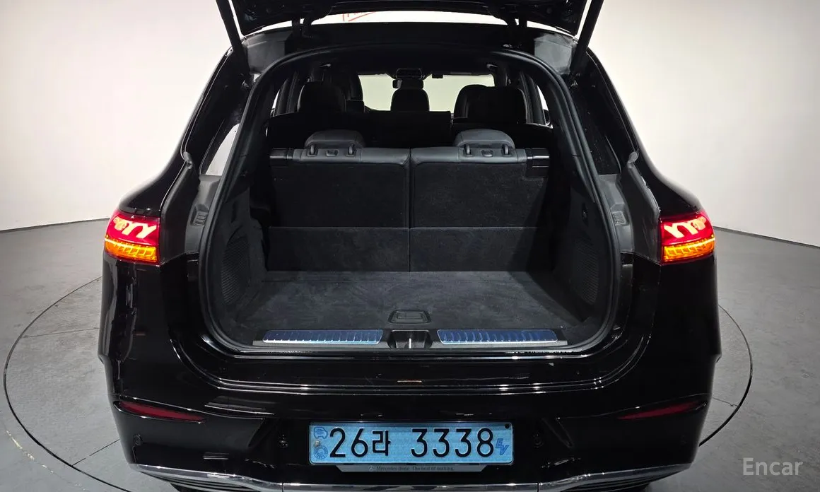 Фото 20 - Mercedes-Benz EQS