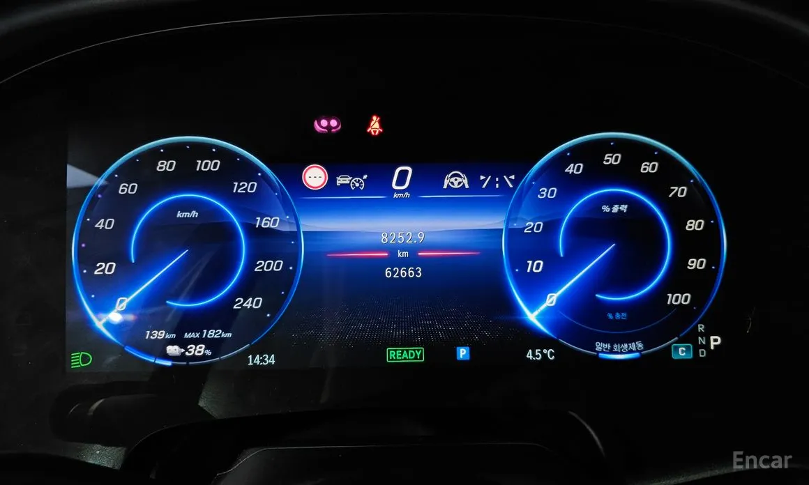 Фото 8 - Mercedes-Benz EQS