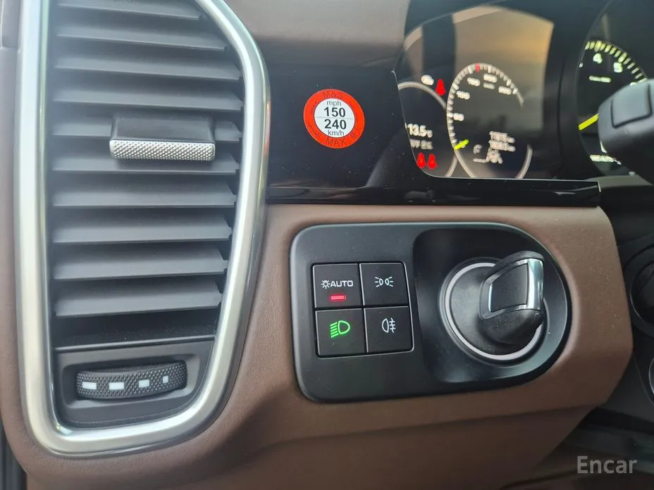 Фото 14 - Porsche Cayenne