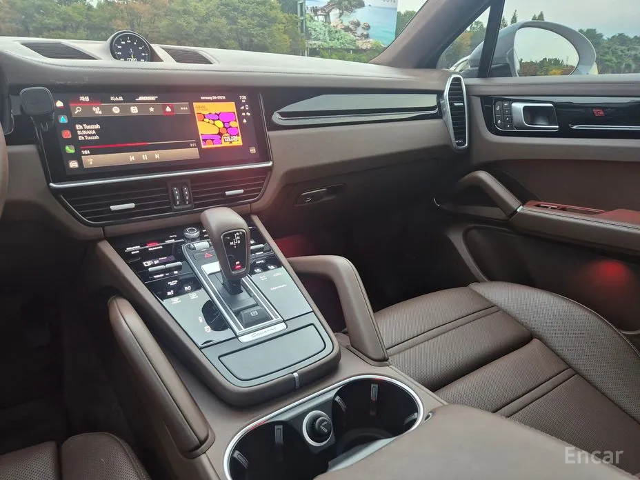 Фото 8 - Porsche Cayenne