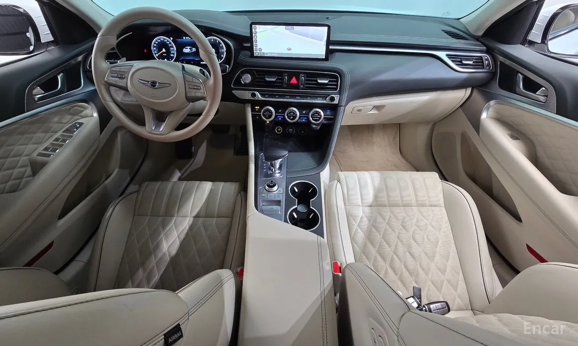 Фото 7 - Genesis G70