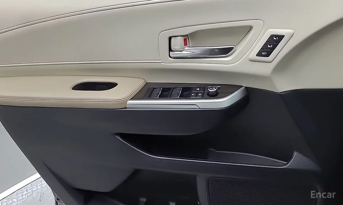 Фото 14 - Toyota Sienna