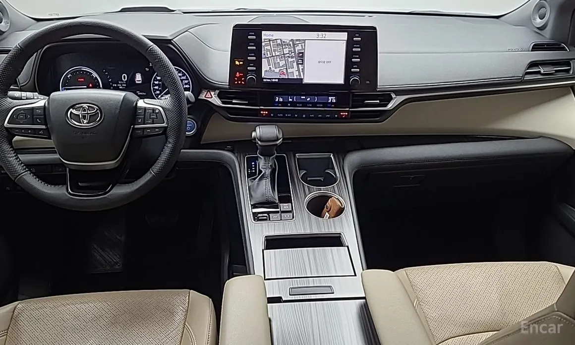 Фото 9 - Toyota Sienna