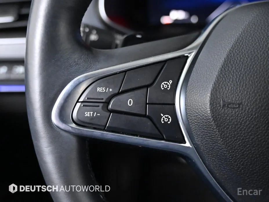 Фото 18 - Renault XM3