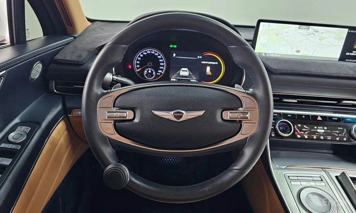 Фото 13 - Genesis GV80