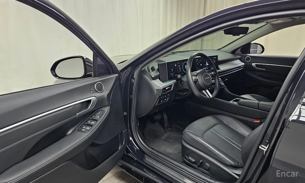 Фото 10 - Hyundai Sonata