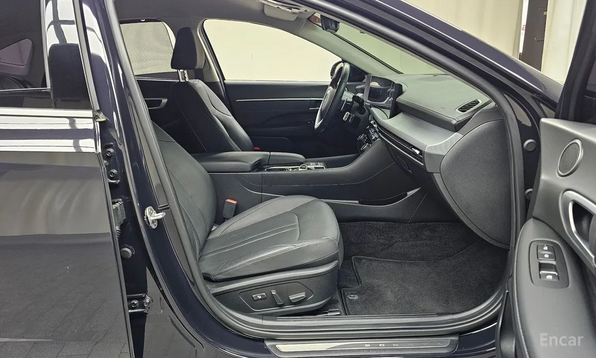 Фото 11 - Hyundai Sonata