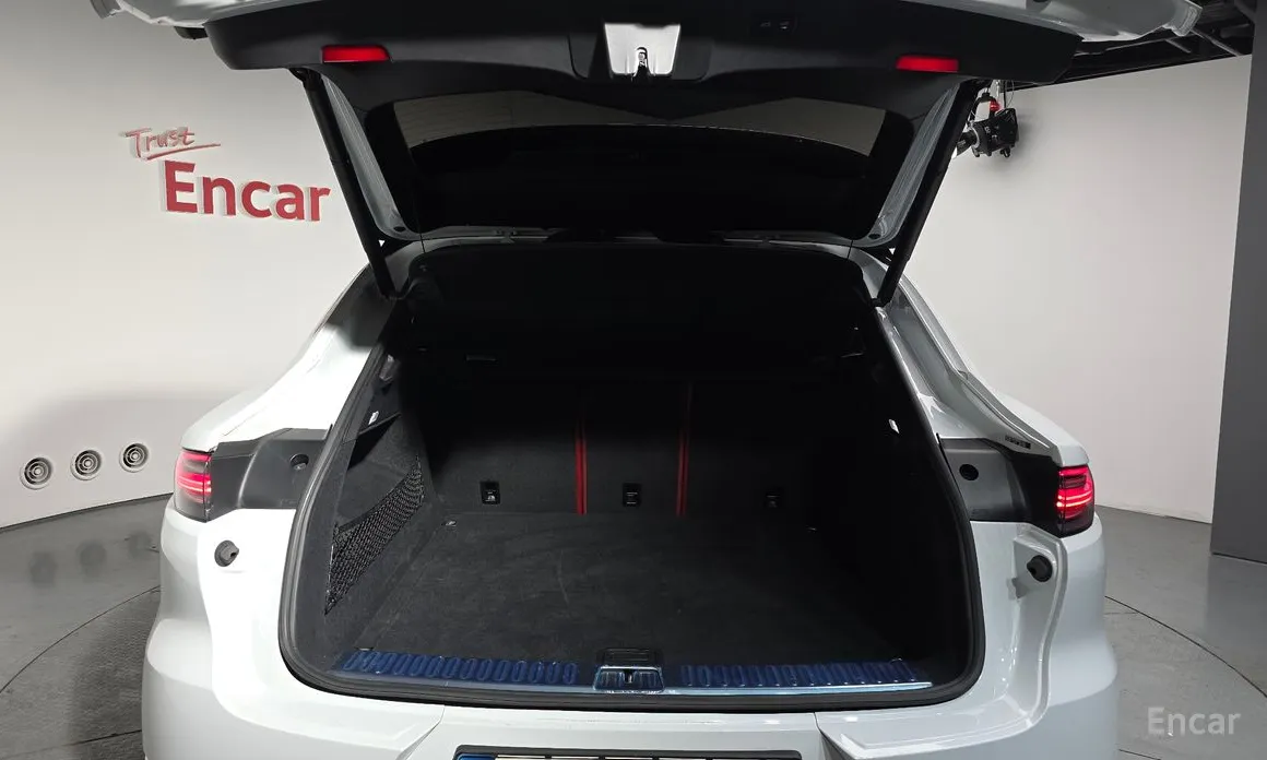 Фото 20 - Porsche Cayenne