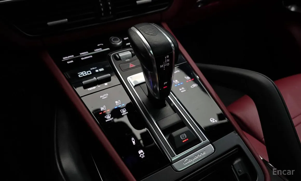 Фото 9 - Porsche Cayenne