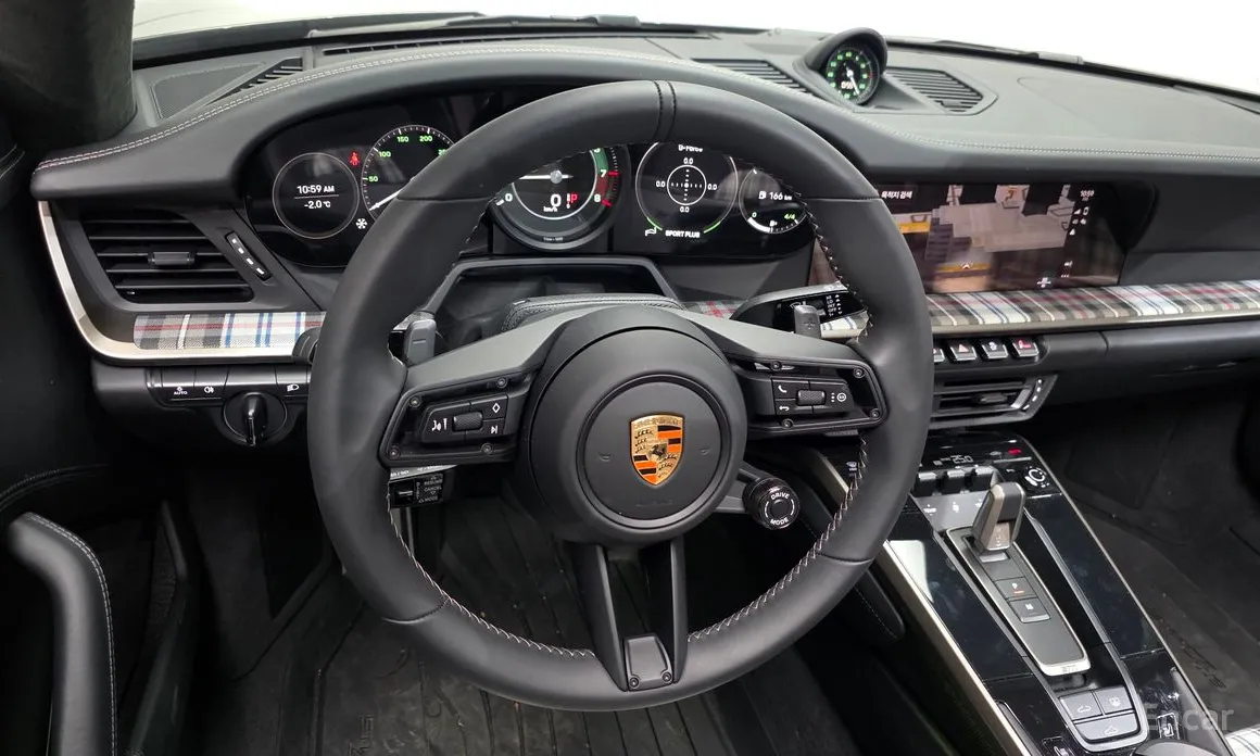 Фото 13 - Porsche 911