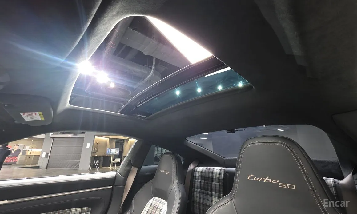 Фото 18 - Porsche 911